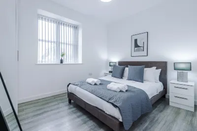 Victoria Mill by Staycay Hotels near St Aidan's RC Church, Winstanley