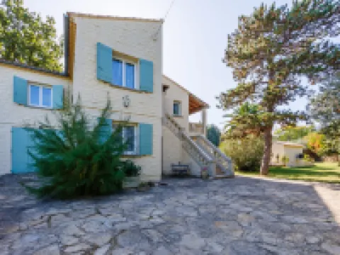 L'Aouzet Hotels in Uzes