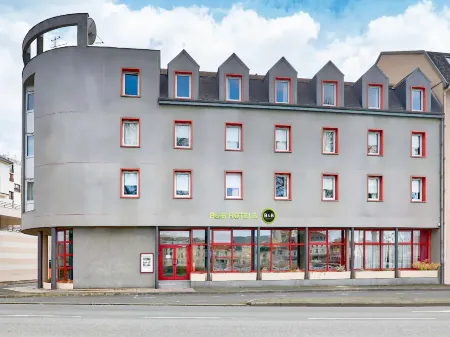 B&B Hotel Montluçon Centre Отели в г. Вильбре