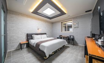 Gwangju Chungjangro Gold Brown Hotel