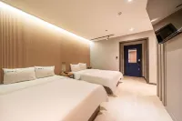 Ansan Hotel J
