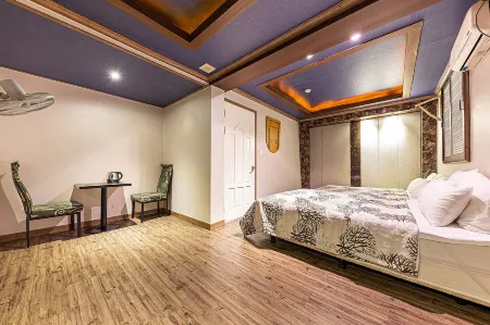 Jecheon Luxury Motel Отели в г. Чечхон