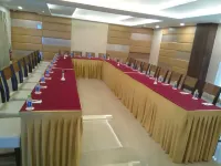 Clarks Inn Aligarh فنادق في Aligarh