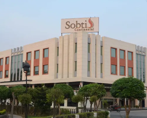 Sobti Continental Bareilly فنادق في باريلي