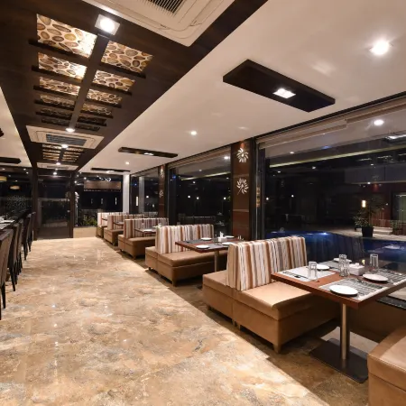 Picaddle the Luxury Boutique Resort Mahabaleshwar Отели в г. Авакали