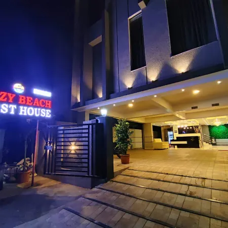 Jazzy Beach Guest House Отели рядом с достопримечательностью «Пляж Рама-Кришна»