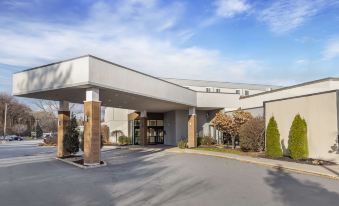 Best Western Plus New Englander
