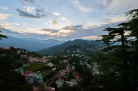 Renest Dunsvirk Court, Mussoorie 무소리에 호텔