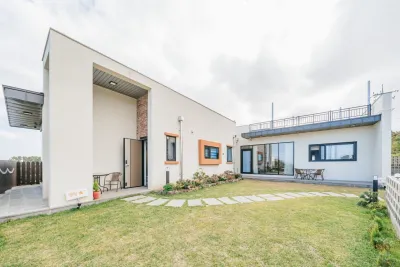 Jeju Oksangdalbit Pension Hotel a Hamdeok Beach