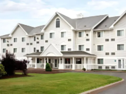 Travelodge Suites by Wyndham Saint John โรงแรมใน