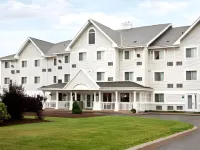 Travelodge Suites by Wyndham Saint John Hotel a 
