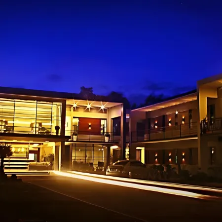 The Horizon Suites and Arcade