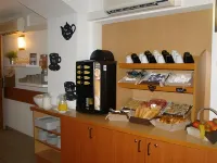 Fasthôtel Clermont Sud - Frühstück