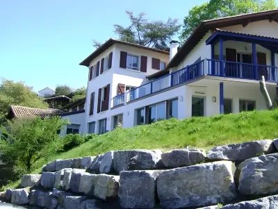 Les Digues Vauban Hôtels à proximité de : Villa Leihorra