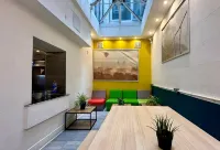 Smart Hyde Park Inn Hostel