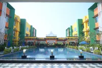 Mayfair World Cup Village - Kolam Renang