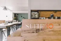 Suite 10 Home Design & Spa - bar
