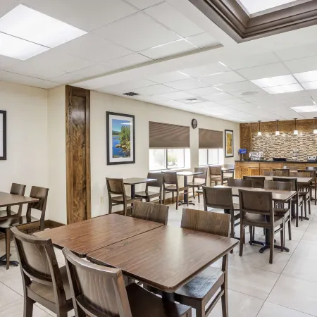 Best Western Inn at Blakeslee-Pocono