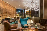 Motel One Frankfurt-Römer - 3 звезды