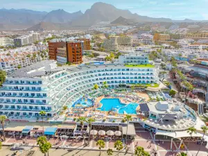 Hovima la Pinta Beachfront Family Hotel