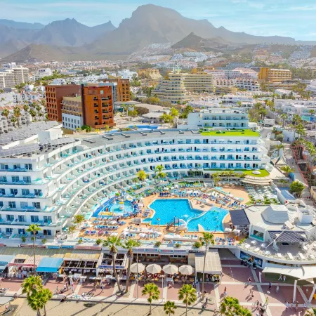 Hovima la Pinta Beachfront Family Hotel