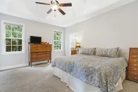 Fairview Vista by AvantStay 10 Mins to Asheville