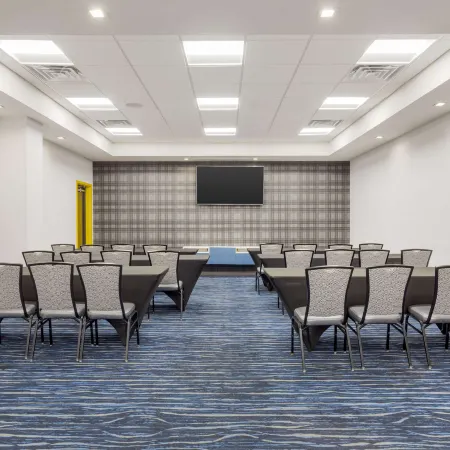GLo Best Western DeSoto Dallas