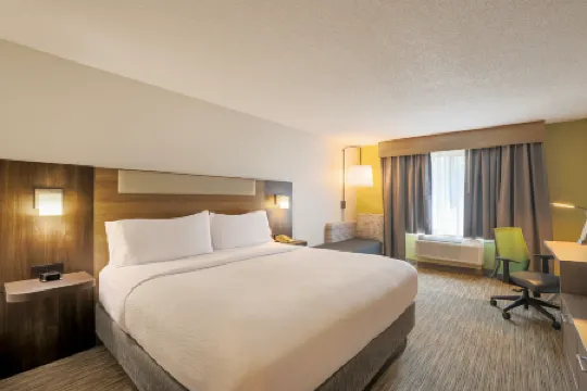 Holiday Inn Express & Suites RALEIGH NORTH - WAKE FOREST by IHG