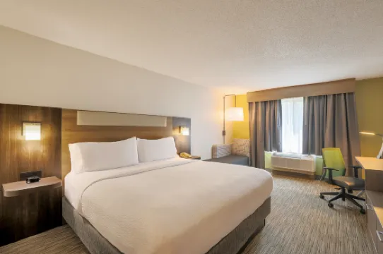 Holiday Inn Express & Suites RALEIGH NORTH - WAKE FOREST by IHG