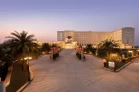 Ramada Plaza by Wyndham Lucknow Hotels in Sarai Sahjadi
