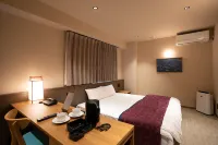 ＨＯＴＥＬ　ＨＡＳＵ Ⅱ 天王寺区周辺のホテル