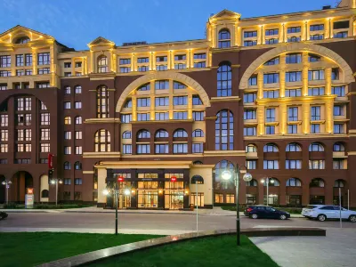 Ibis Oktyabr'Skoe Pole Hotel  호텔