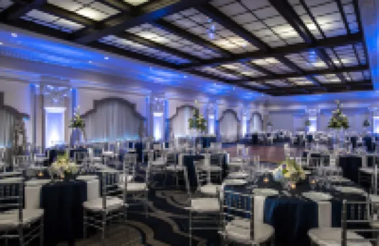 費城公證酒店，傲途格精選