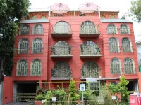 Residence l´ Heritage Royal Colonial by BlueBay Hotels near Moliere Theatre