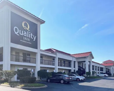 Villa Hotel Hotels in Ringgold