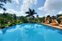 Chacha Inn the Garden Retreat - Pools