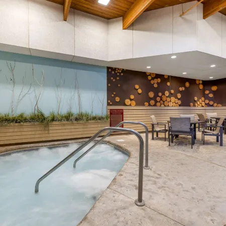 Best Western Premier the Lodge on Lake Detroit