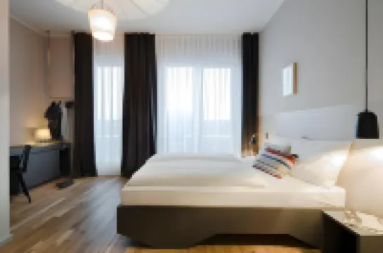 โรงแรมโบลด์ มึนเคน กีซิง