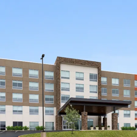 Holiday Inn Express & Suites WAYNESBORO EAST by IHG