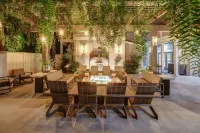 SONOMA VALLEY INN, TAPESTRY COLLECTION BY HILTON - breakfast