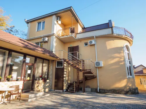 Отель «Виноград»