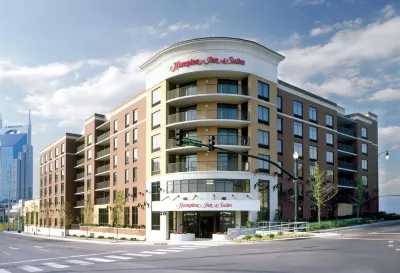 Hampton Inn & Suites Nashville-Downtown Hotels in Nashville