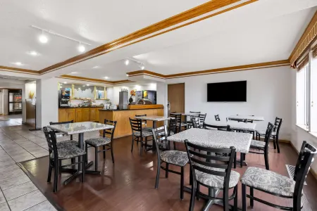 Quality Inn Near Monument Health Rapid City Hospital