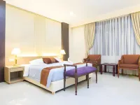 The Amrani Syariah Hotel Hotels in Laweyan