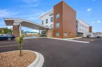 Fairfield Inn & Suites Whitewater Hotels in Fort Atkinson