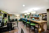 Hampton Inn Milford Hoteles en Milford