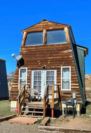 Avalanche Lily - Cabin 4 - 2 bedrooms in Creede, Colorado