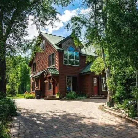 The Kebler Home: Walk to Elk Ave! Dog Friendly!