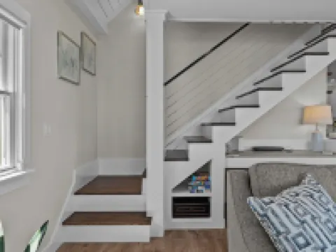 New WATERFRONT home in Portsmouth! Hotels in Portsmouth