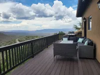 Your Ultimate Historic Mountainside Retreat in Jerome! Hotels in Jerome